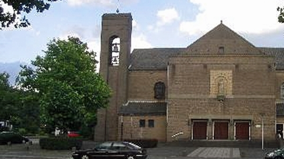 68472 ariensgedachteniskerk