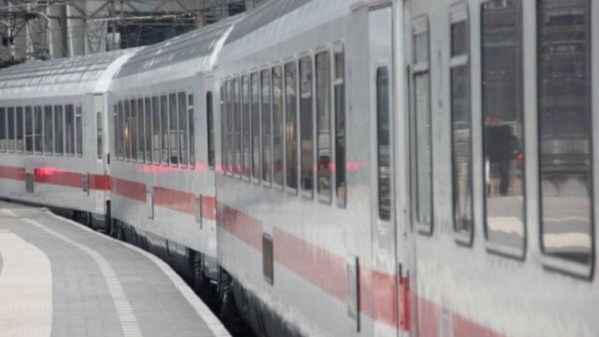 66237 IC Berlijn 4