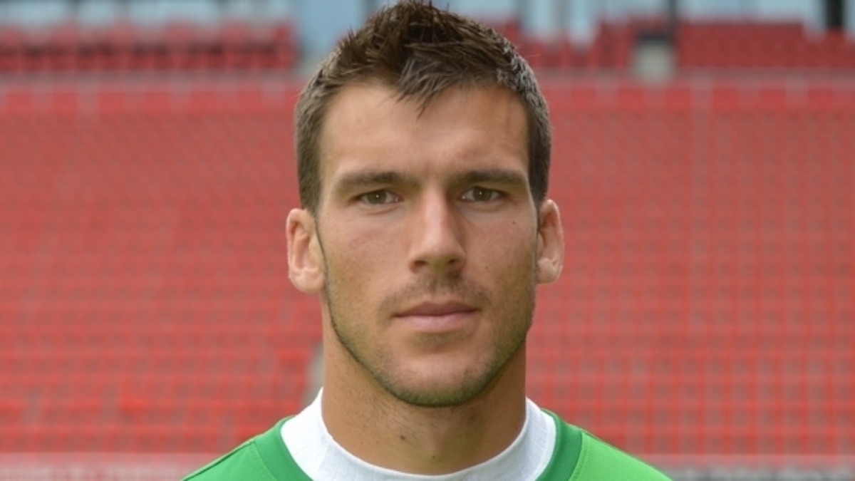 66137 daniel fernandes 2