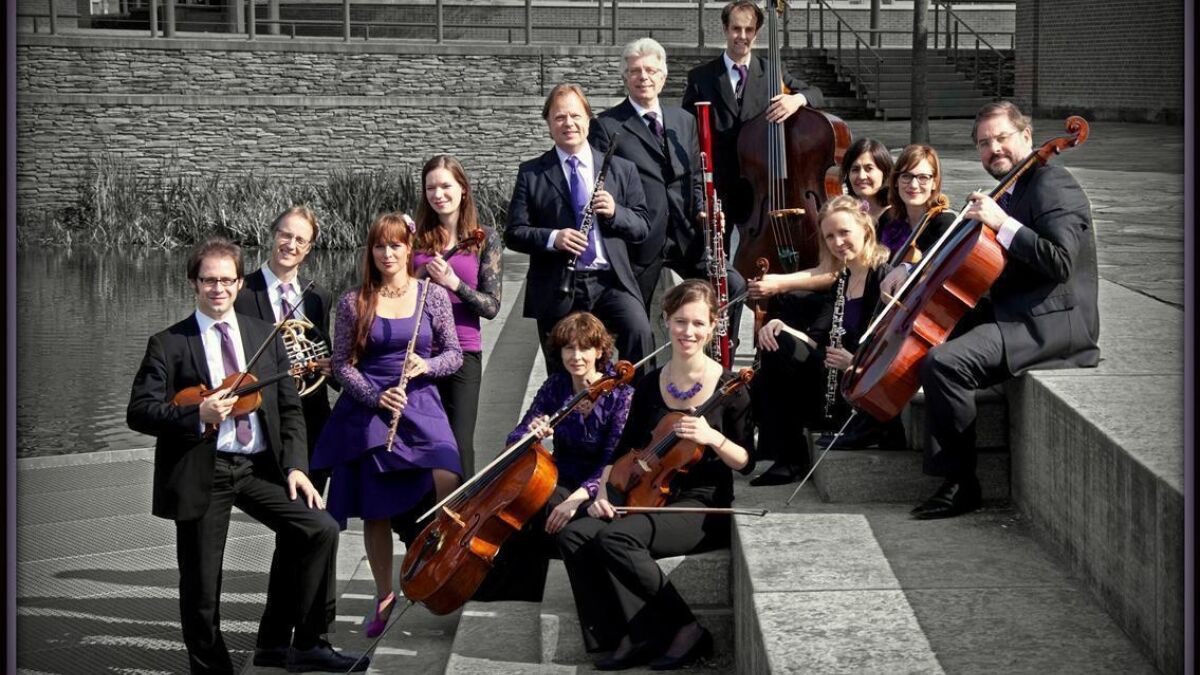 57028 16455 Valeriusensemble
