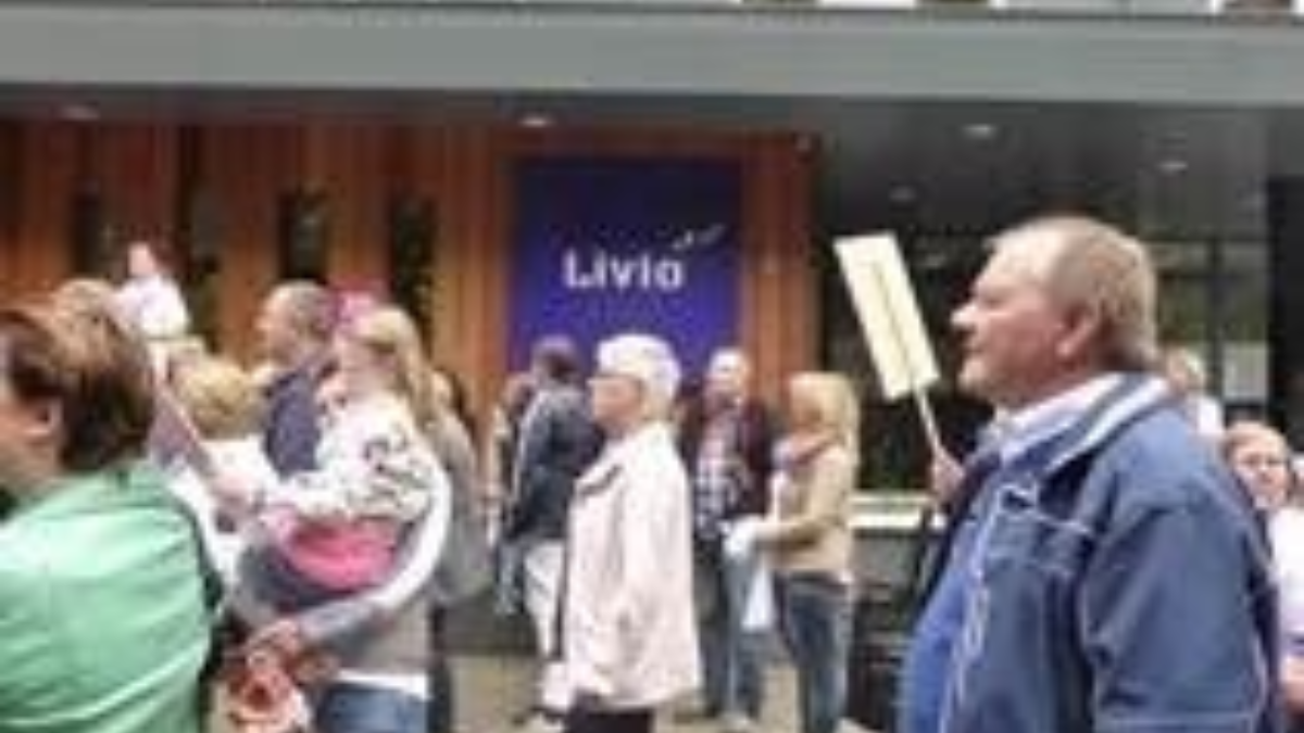 55956 Livio actie 4