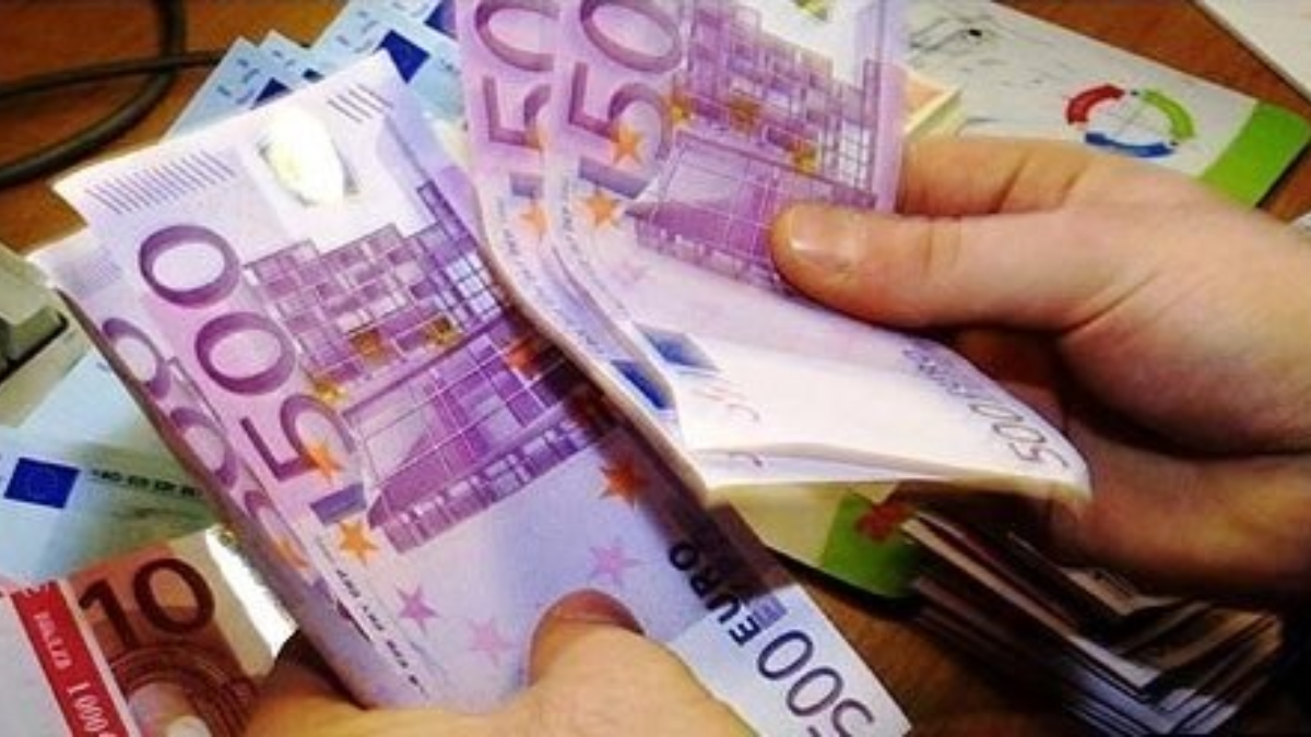 51940 500euro