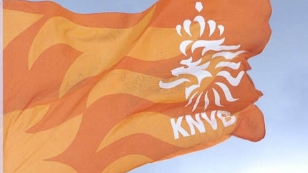 51491 KNVB VLAG
