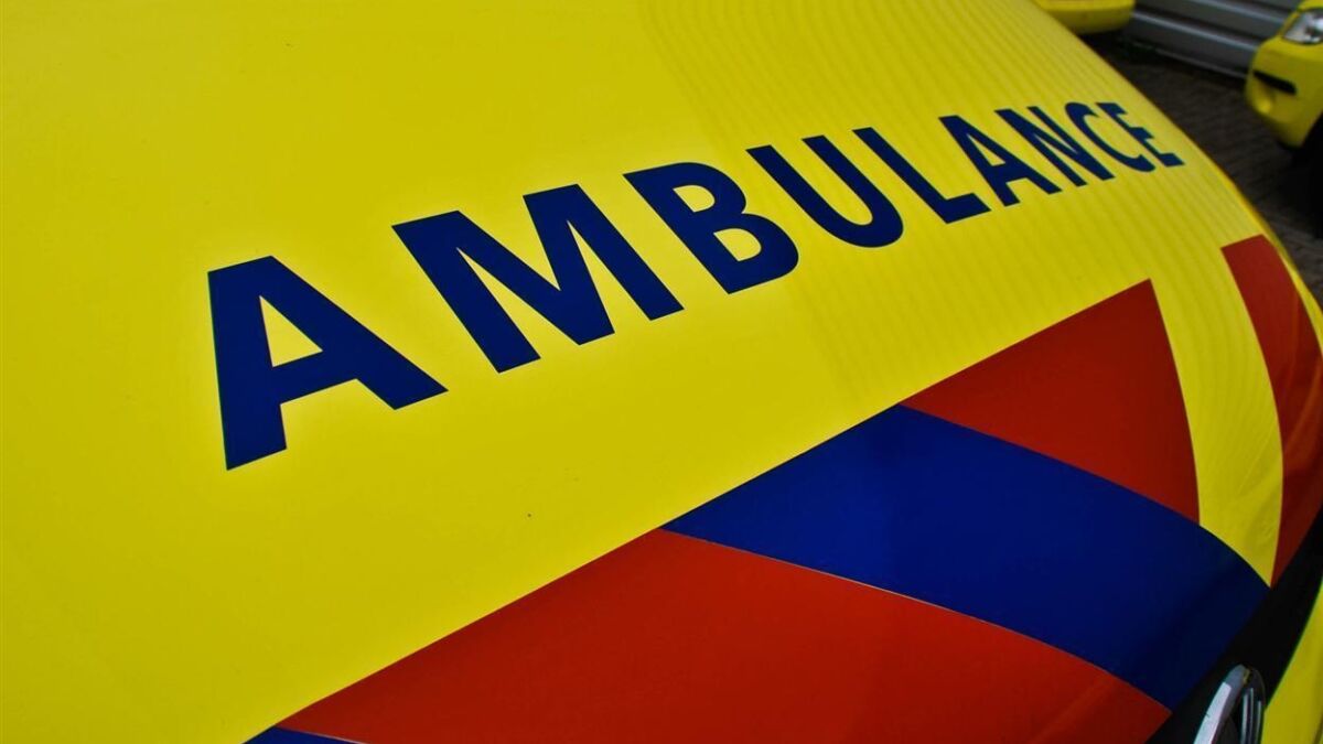 50711 Ambulance close up logo 112 hulpdiensten spoed groot