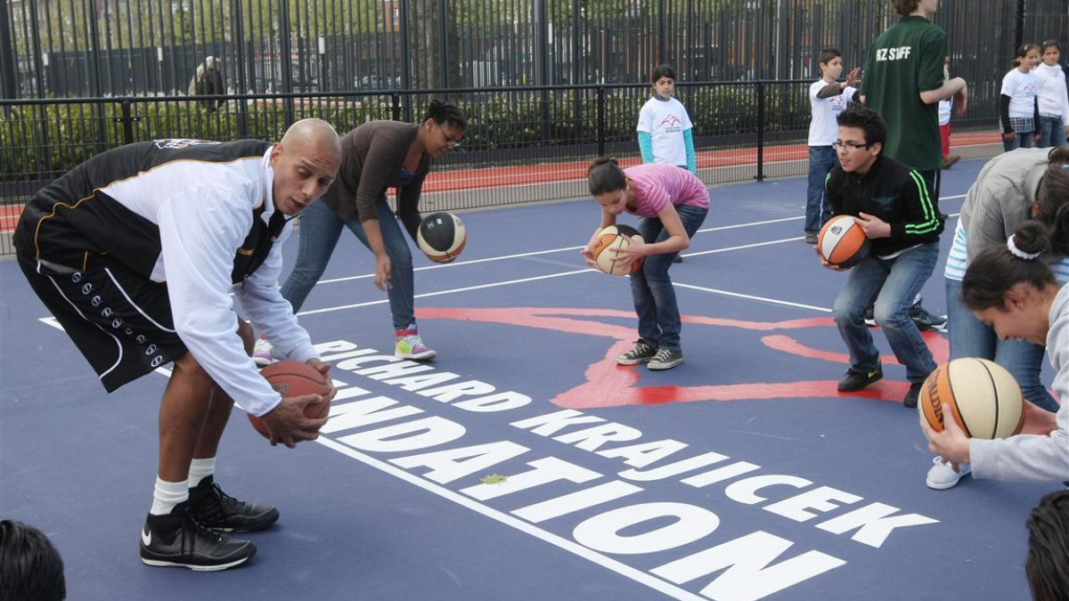 49959 0517sportplein52