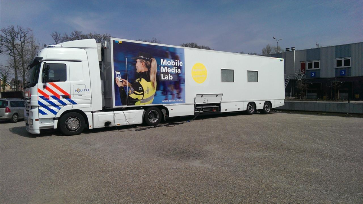 47898 Mobile Media Lab