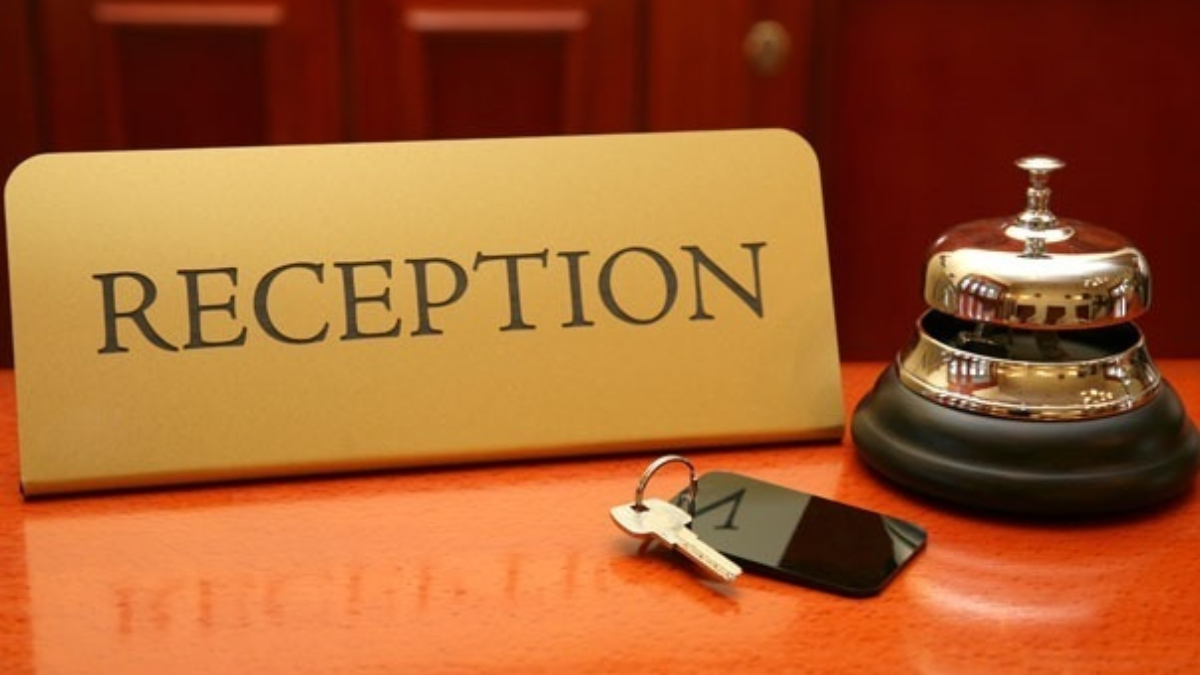 40262 hotel receptie publimedia shutterstock