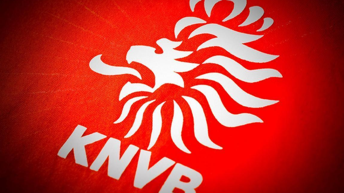 39816 KNVB4761617692 8a74237ca8 z2