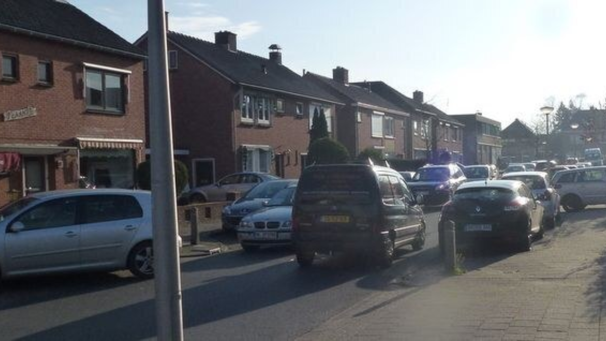 37491 24 34 P1160028