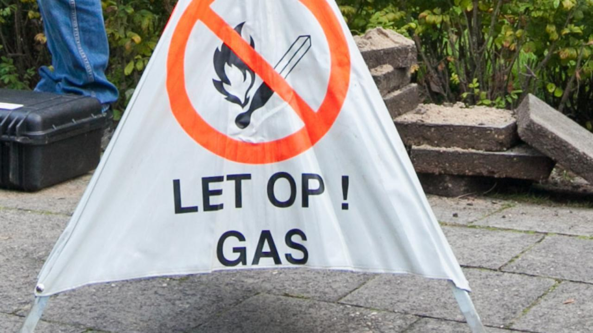 32048 gaslek in rotterdam aanrijding met verdeelstation