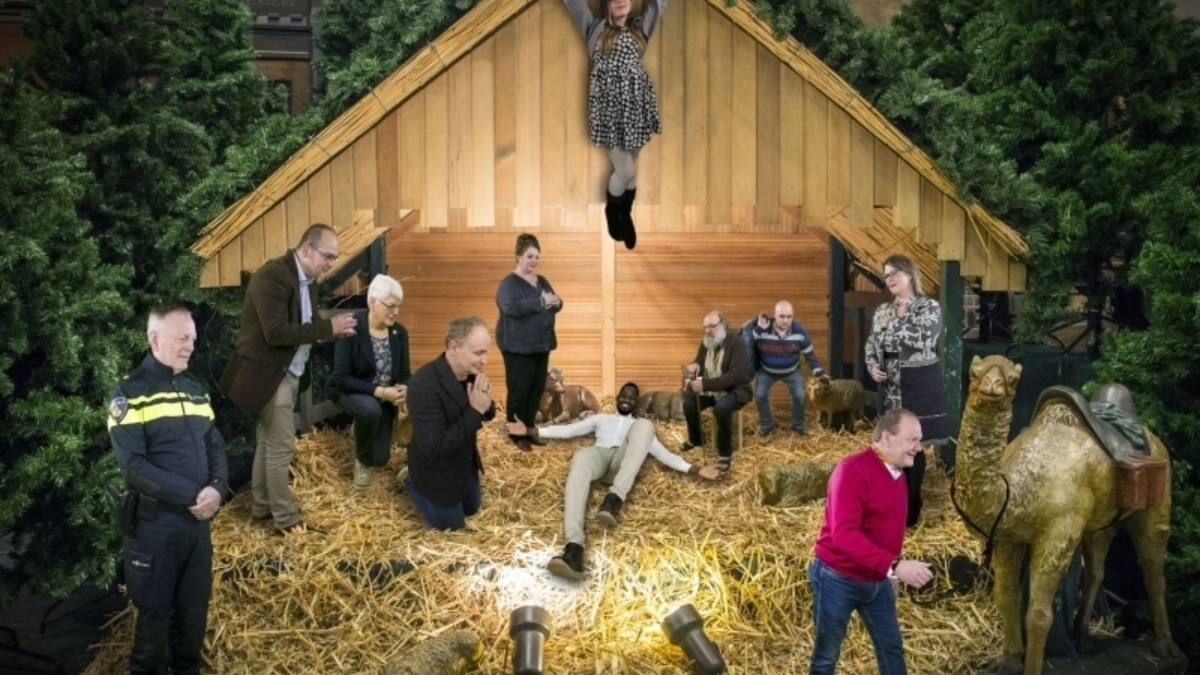 31549 Kerststal