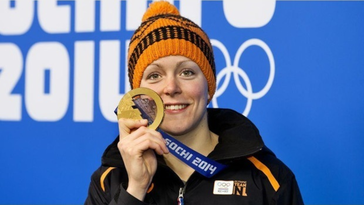 28462 Jorien ter Mors Sotsji huldiging Winterspelen 2014 goud medaille1