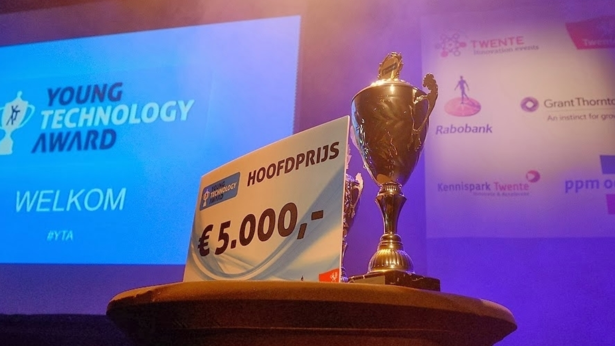 26876 Young Technology Award