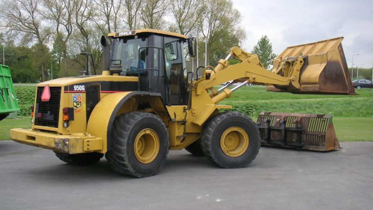 25297 19 shovel verhuur 1