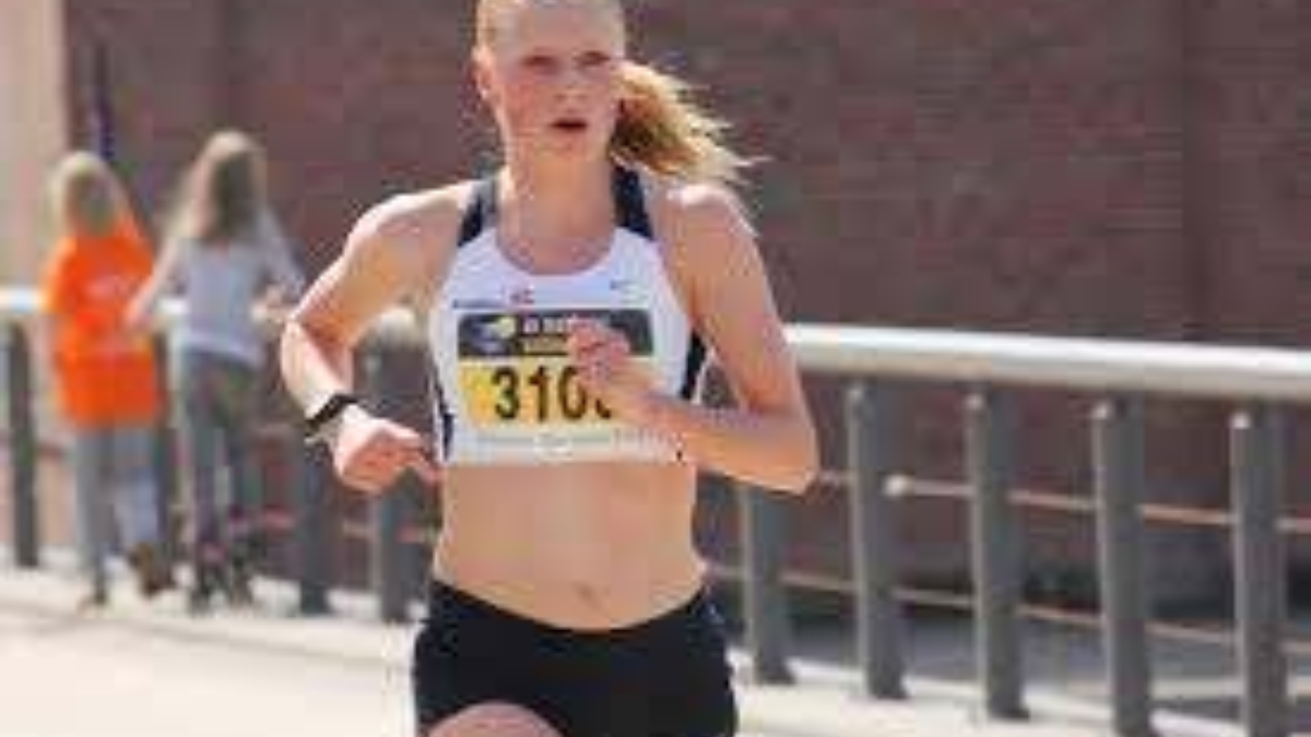 24395 lesleysmit