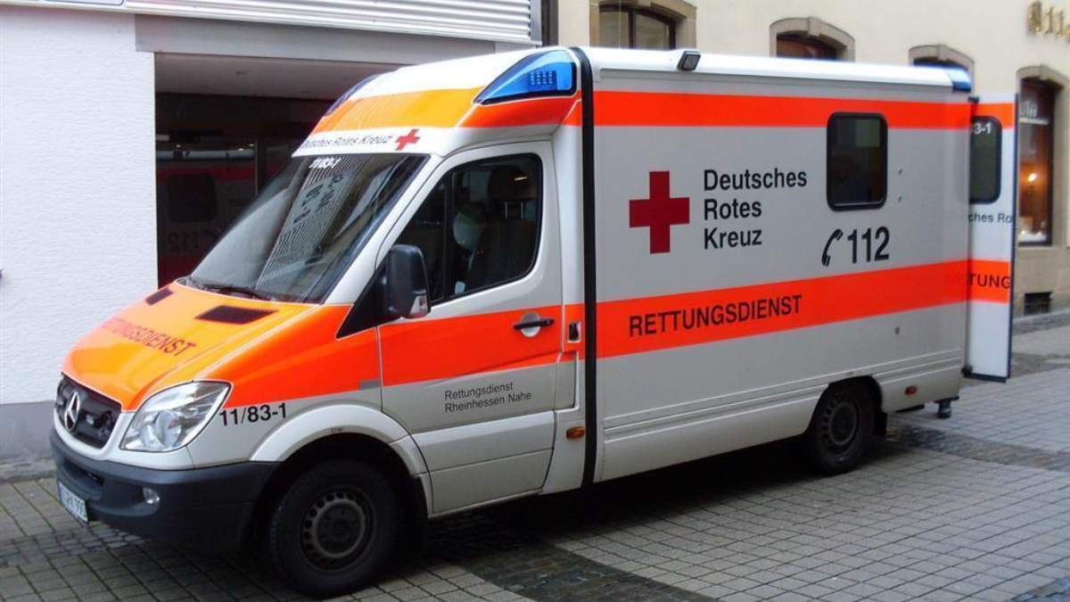 24104 duitse ambulance