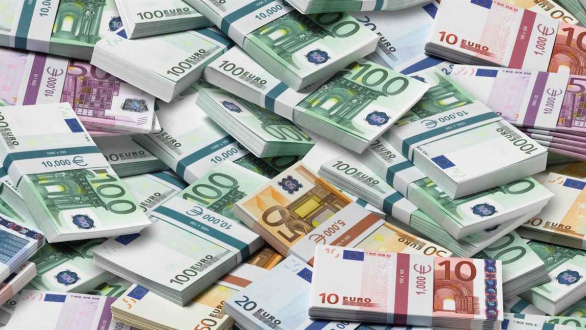24050 geld 1440x746