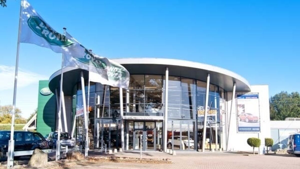 20982 Enschede Land Rover Centre 1