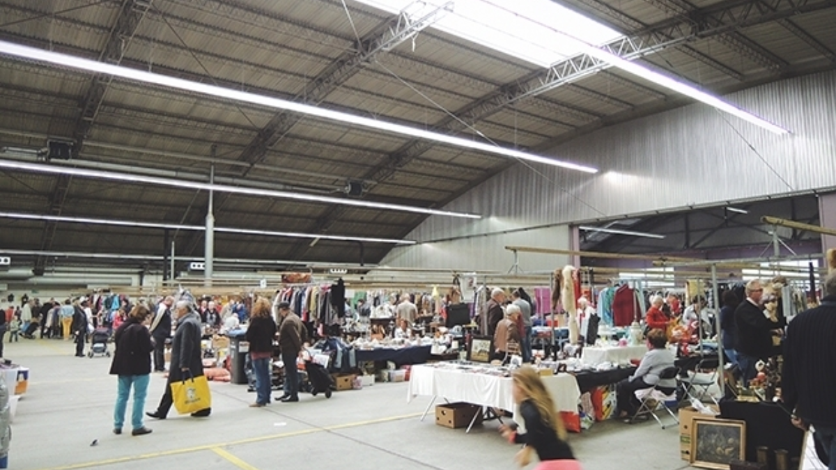20855 rommelmarkt vliegveld twente