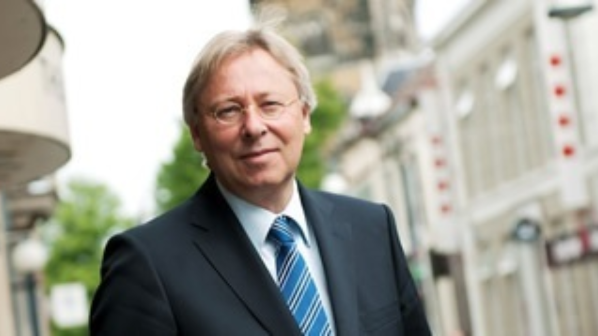 17529 peterdenoudsten