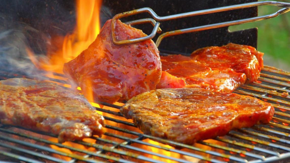 16863 barbecue vlammen