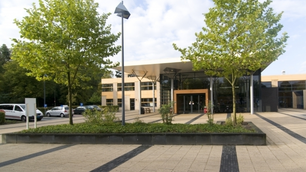 13555 roessingh