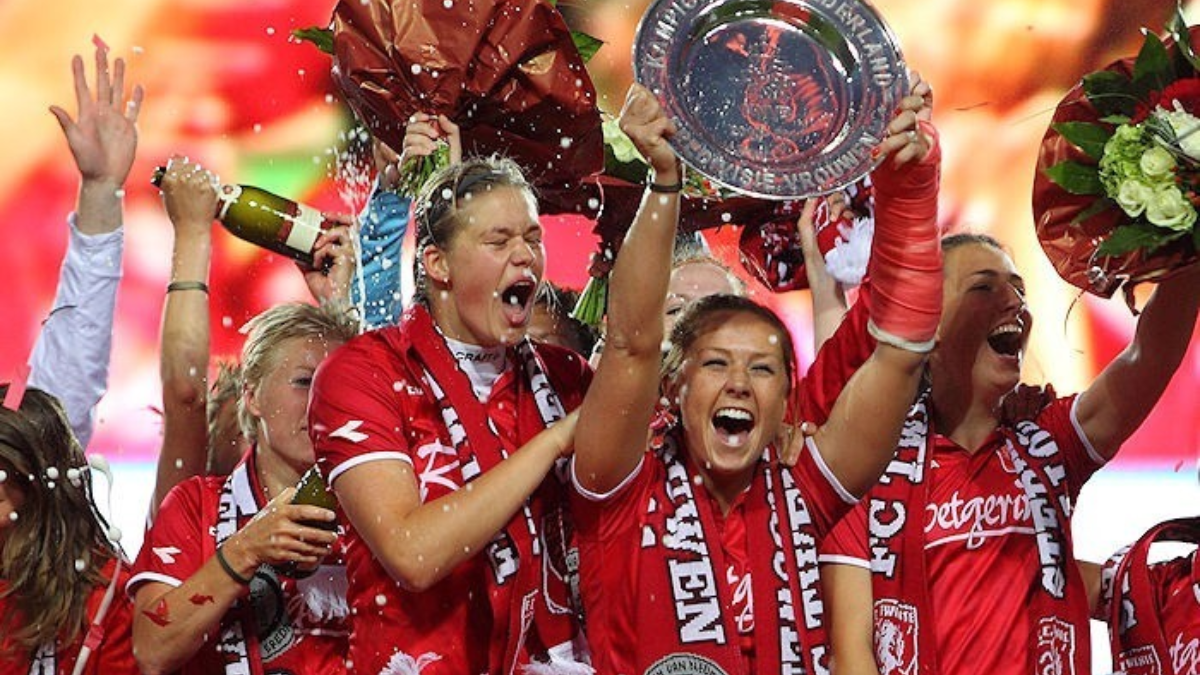 12713 2011 05 13 FC Twente Vrouwen Kampioen