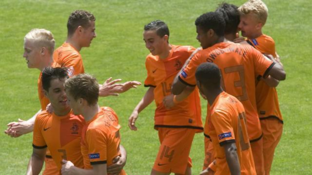 11584 oranje 17 overtuigend ek finale