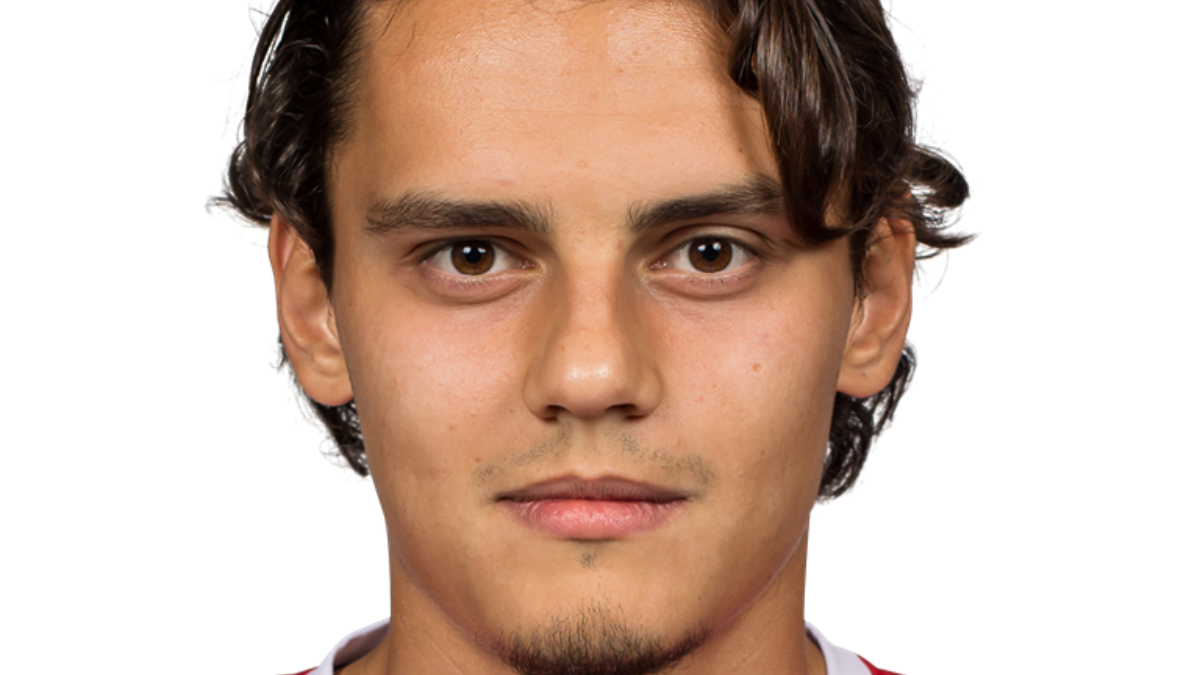 258536 Enes Unal 3 6