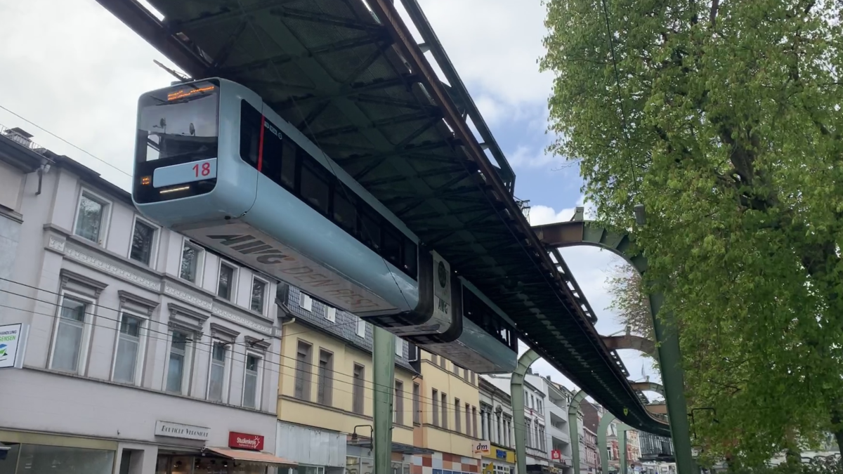 20230421 zweeftrein woppertal2 emile urban