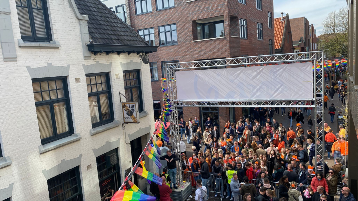 20230427 Koningsdag Enschede Stonewall Walstraat