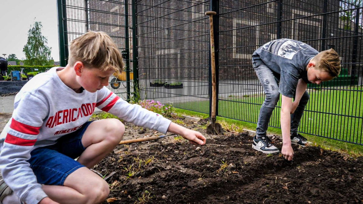 24052023 Oldenzaal Schooltuinen week windroos