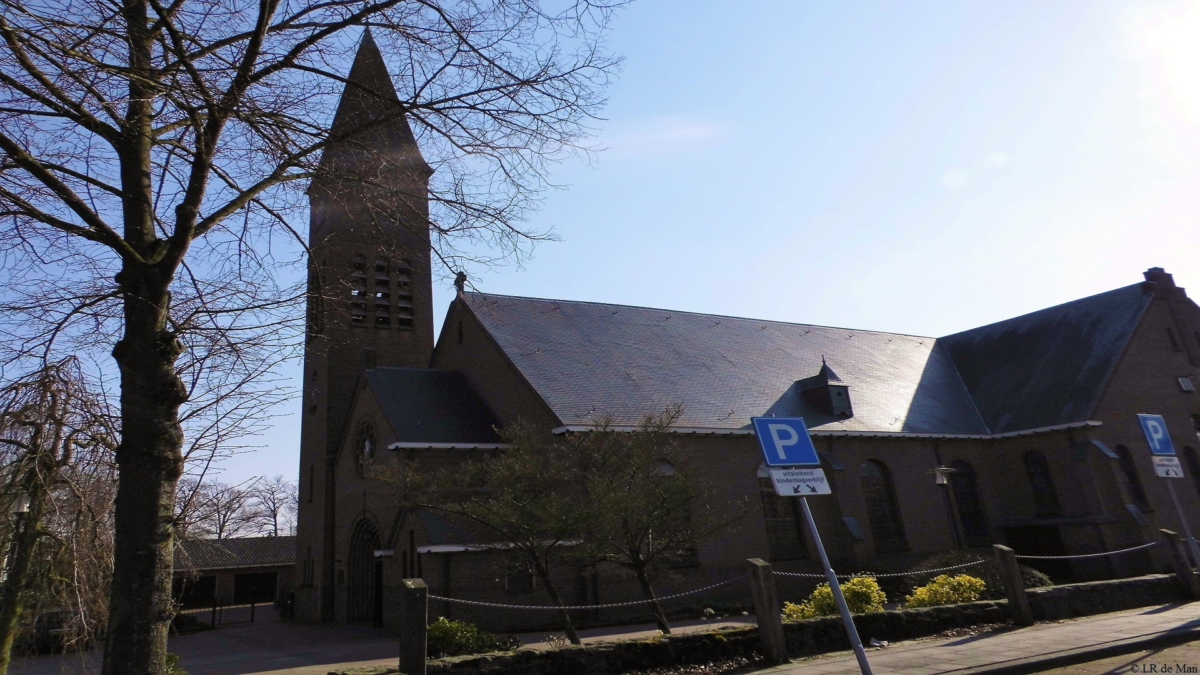 De lutte sint plechelmus kerk 1