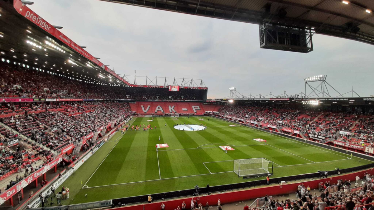 20230818 FC Twente Grolsch Veste stadion Vak P Wilco Louwes