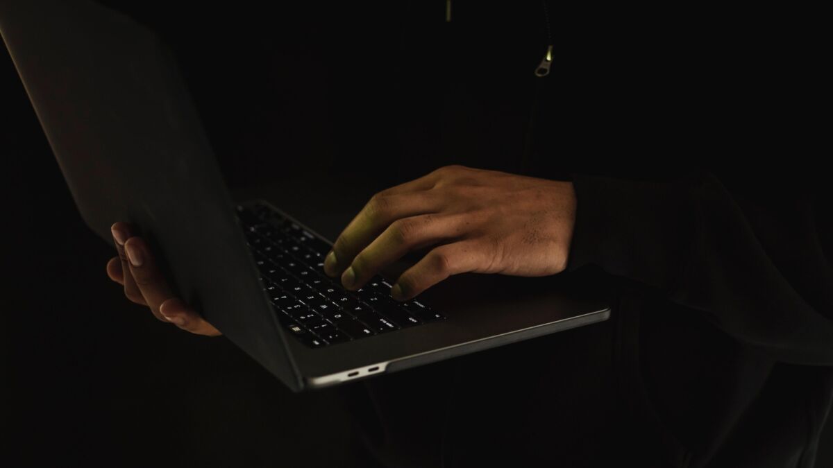 20230822 Computer PC Laptop Darknet Darkweb cybercrime Pexels