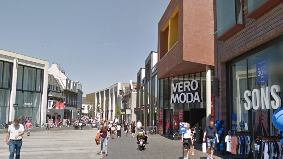 20231018 Vero Moda op Van Heekplein wordt Pull&Bear Google Maps