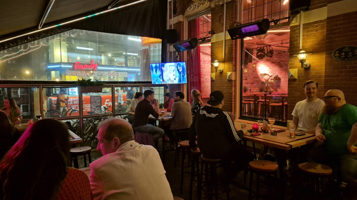 Eurovisie Songfestival in Enschede bij The Jolly Jug