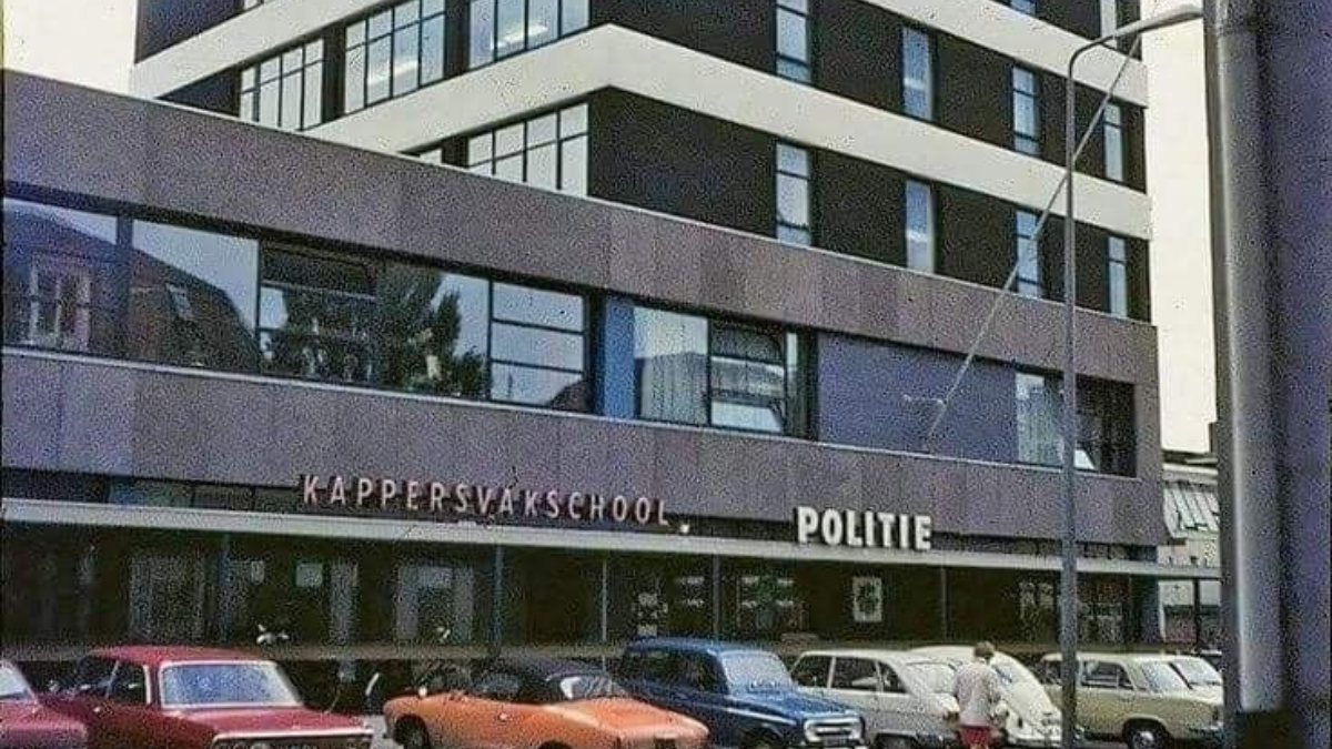 kappersvakschool - politiebureau - De Klomp