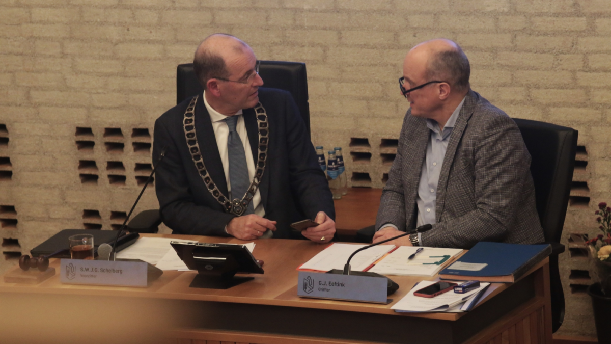 Burgemeester sander schelberg griffie eeftink raad 2024