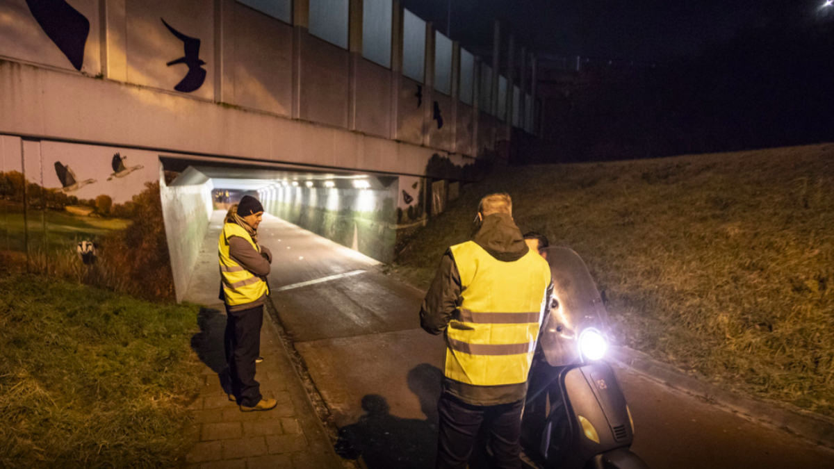 452886 fietstunnels burgerwacht