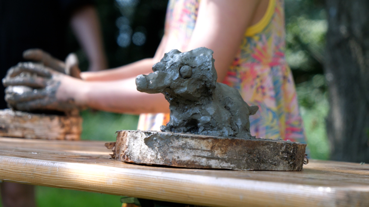 Oerkleimiddag Mander Sculptuur Olifant boetseren