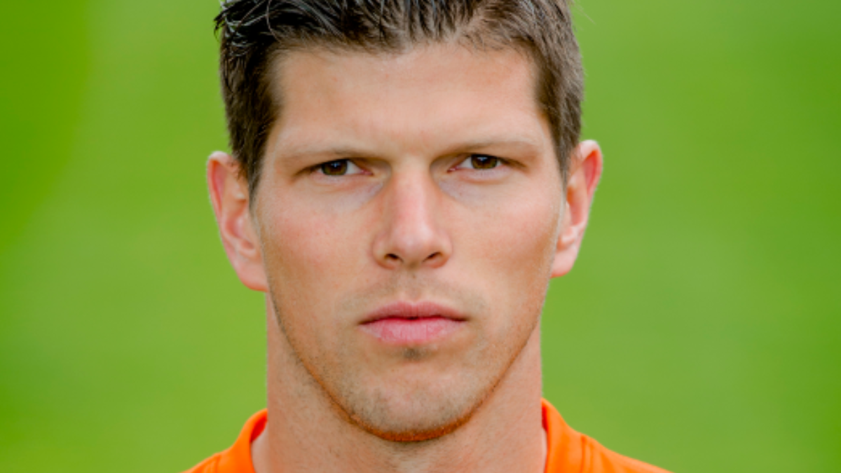45969 huntelaar 700x394