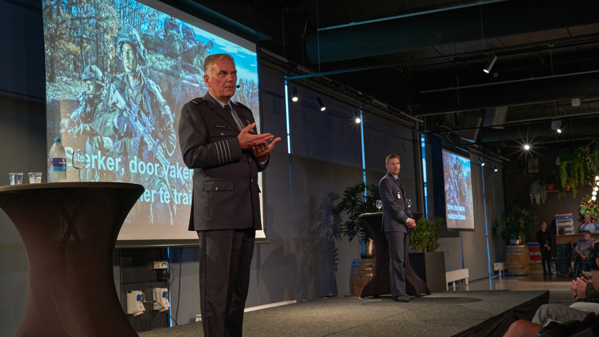 Jos van der Ley info avond defensie