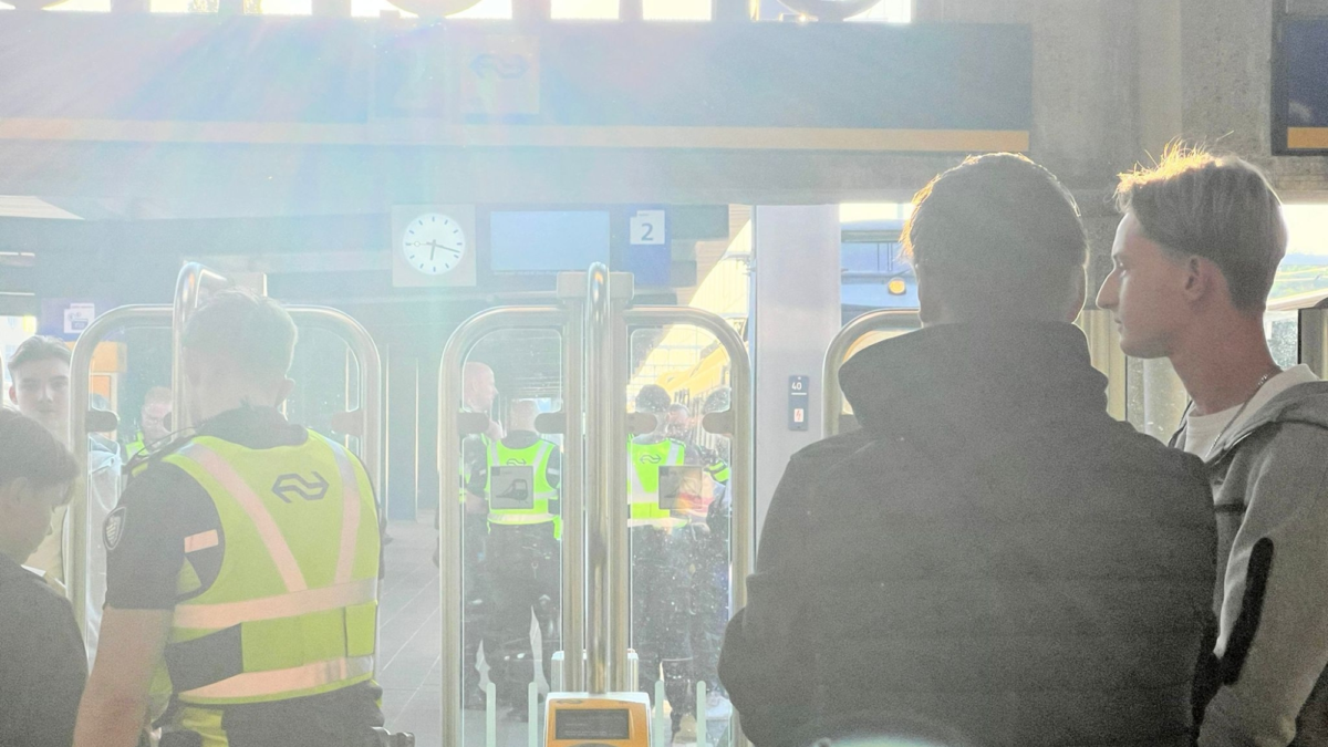 20240920 Frank Bemthuis controle Centraal Station Enschede