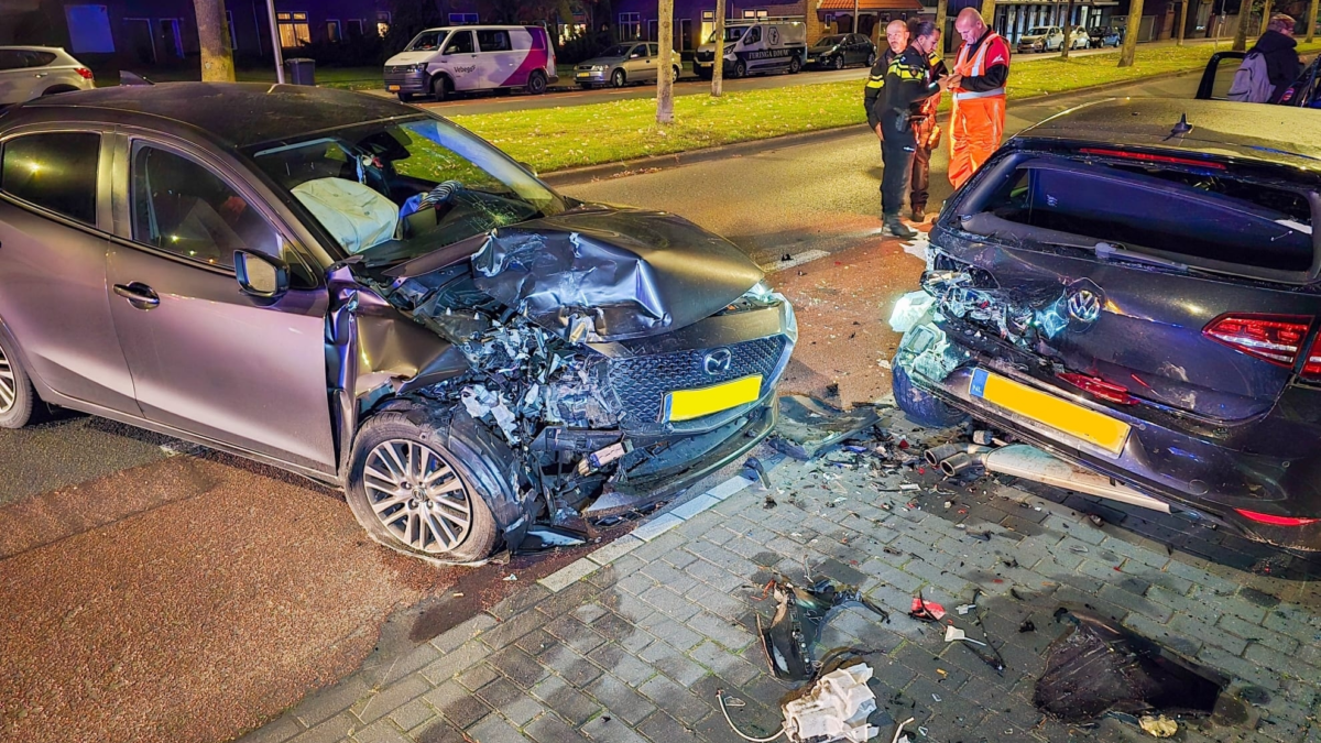 20241006 geparkeerde autos geramd Enschede News United Dennis Bakker