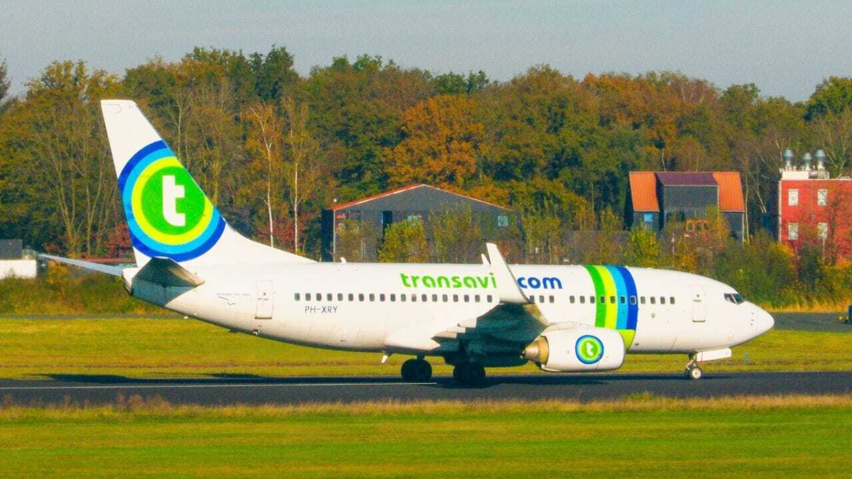 Transavia landing phxry vliegveld twente news united dennis bakker