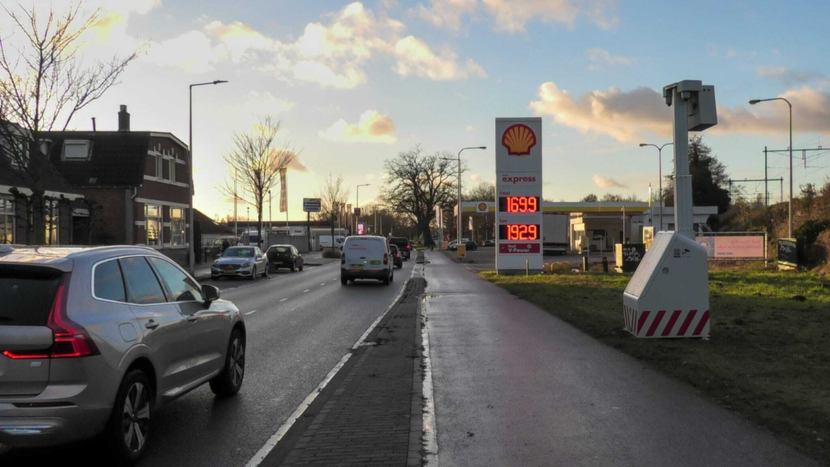 20241128 Parkweg flitspaal flexflitser Enschede