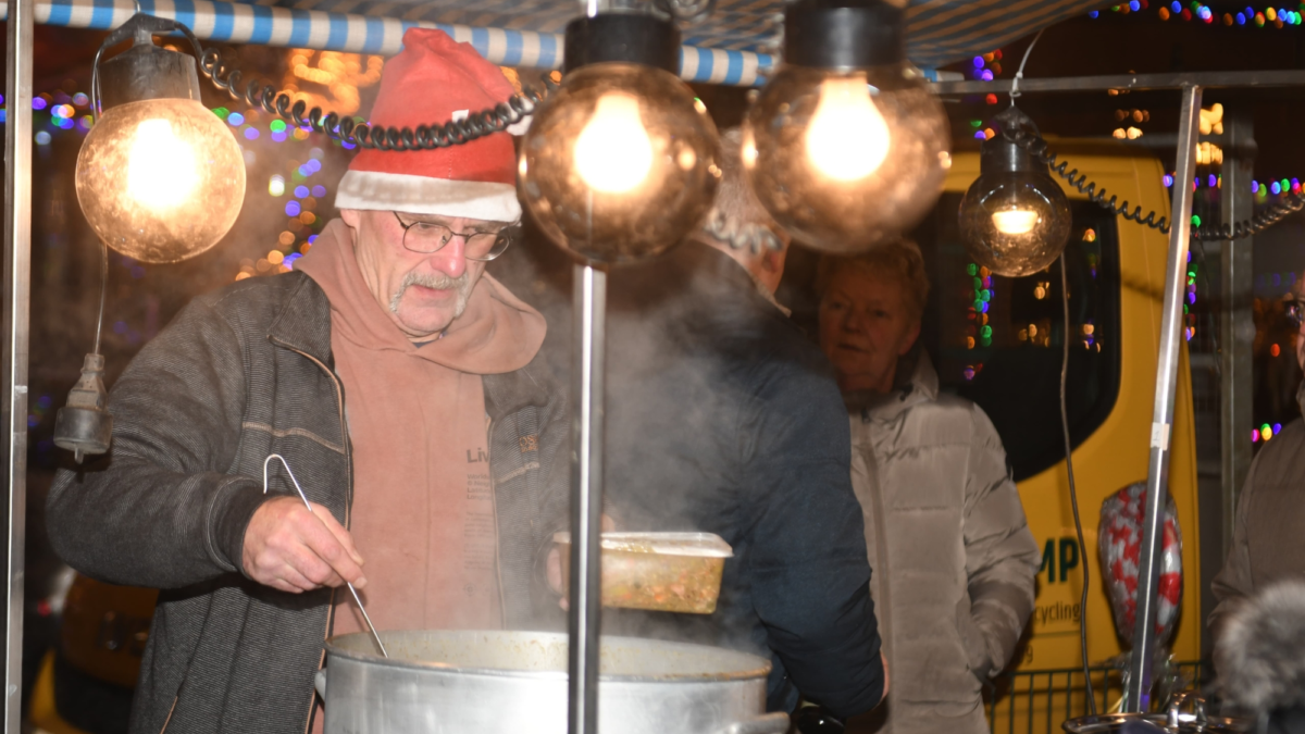 20241216 kerstmarkt vinkenplein 1