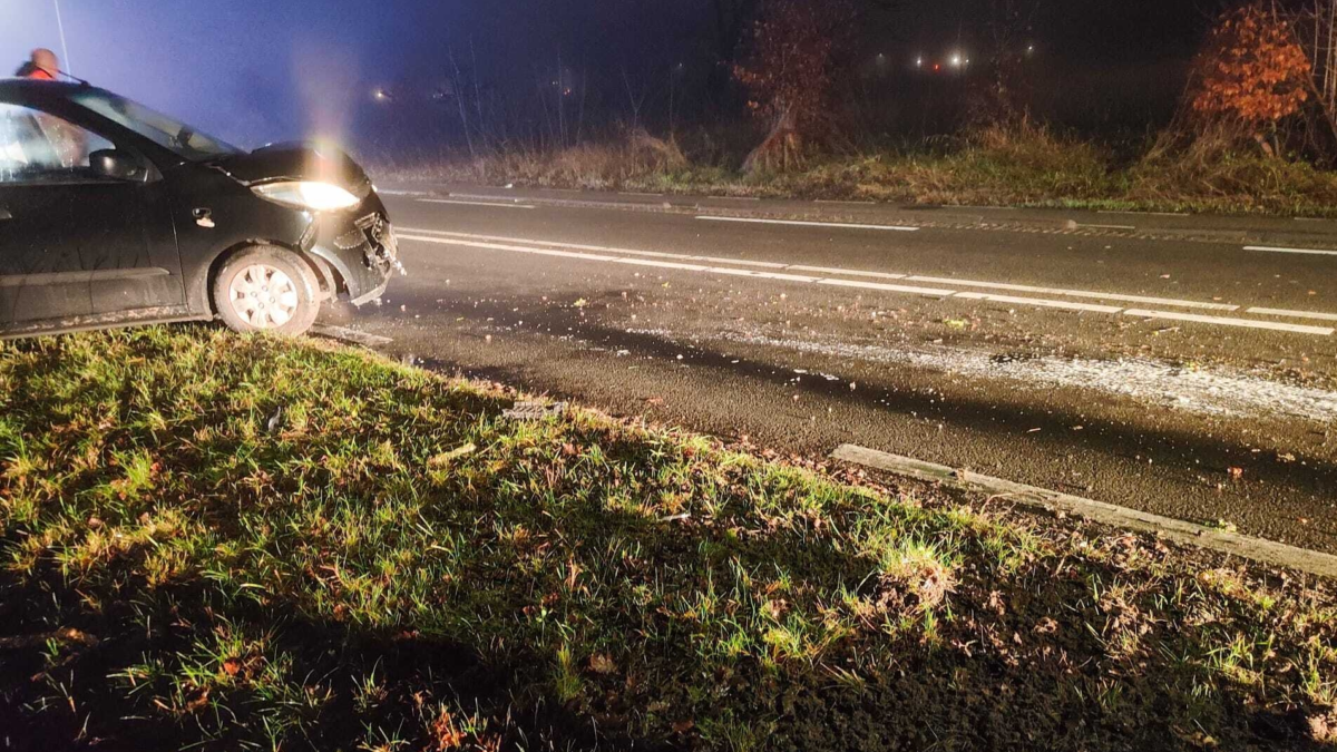 Weg bezaaid naast Enschede door botsing 26122024