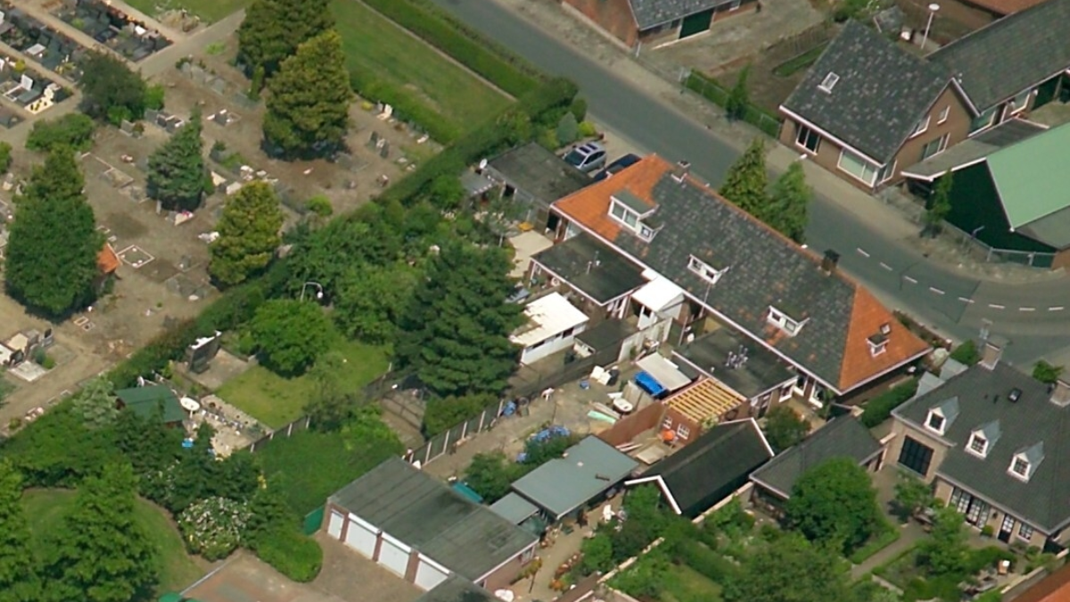 62 scholtinkstraat luchtfoto andere kleur dakpannen